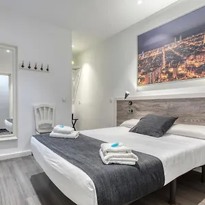 Bedmates 2*, Barcelona Spanien
